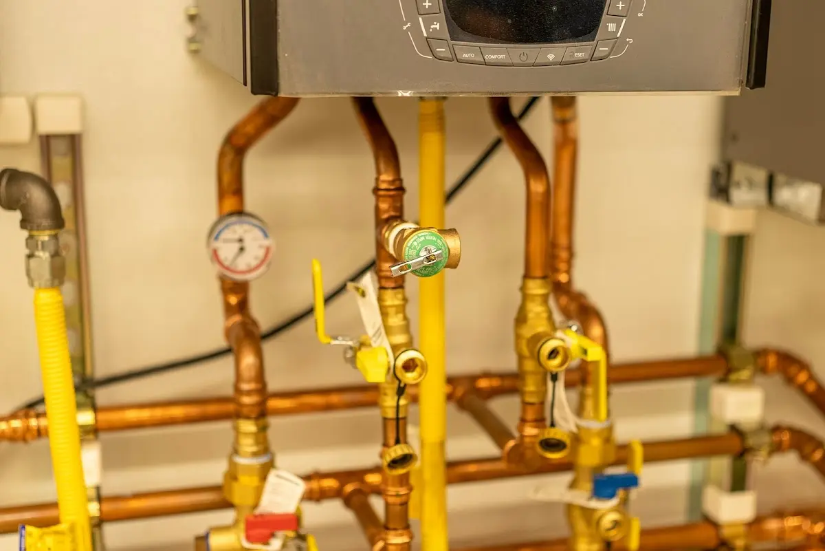 Licensed technician providing Pipe Repair for a homeowner in Newington